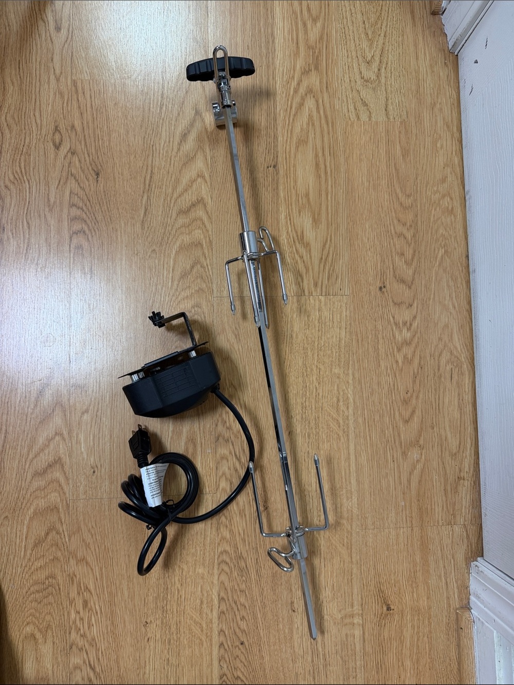Stainless Steel Rotisserie Spit with Motor and Cord - Broil King